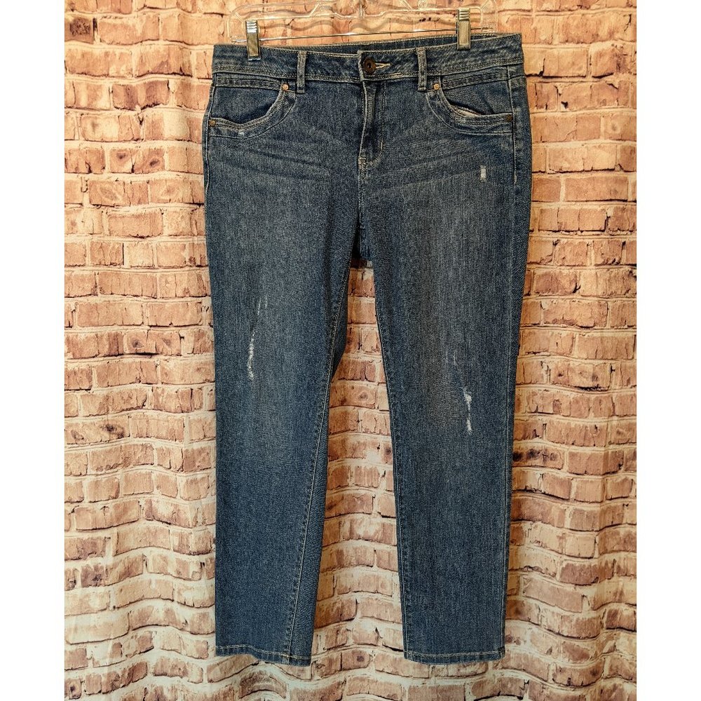 Simply Vera Vera Wang Jeans Distresed Size 6